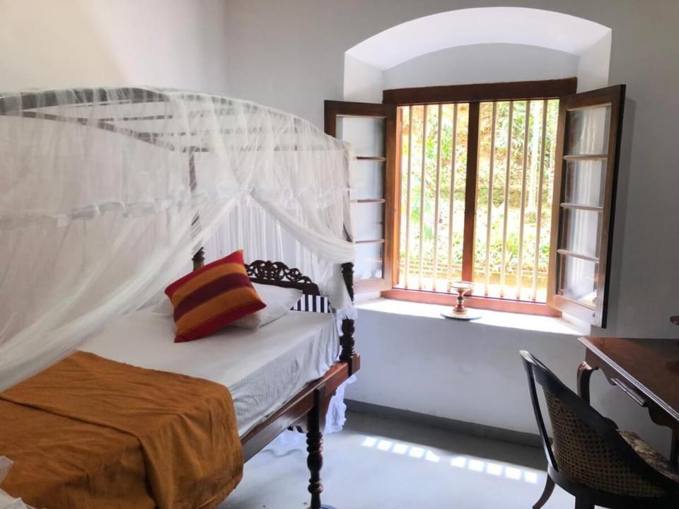 Gileemale Walawwa & Estate Hotel Ратнапура Екстериор снимка